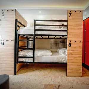  Хостел Manu Startup House