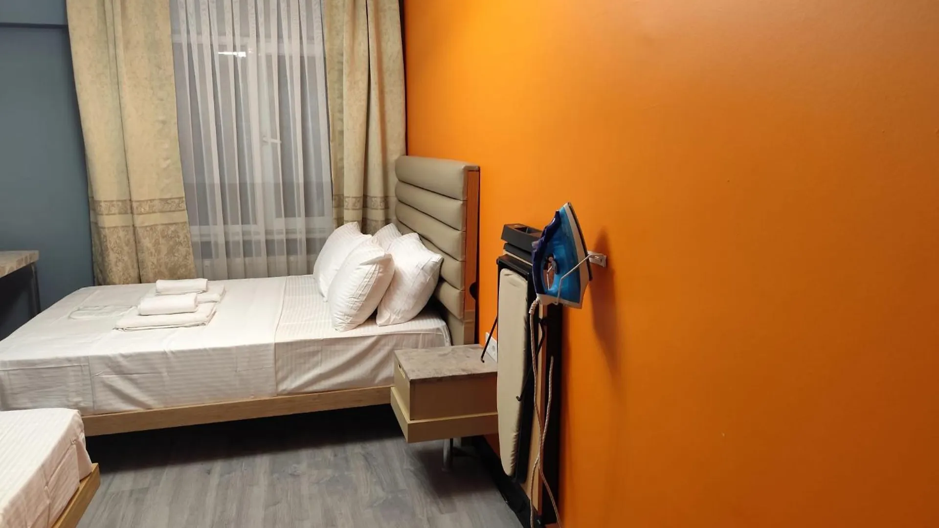 Orange Apart Suit Hotel Altunizade Istanbul Turkey
